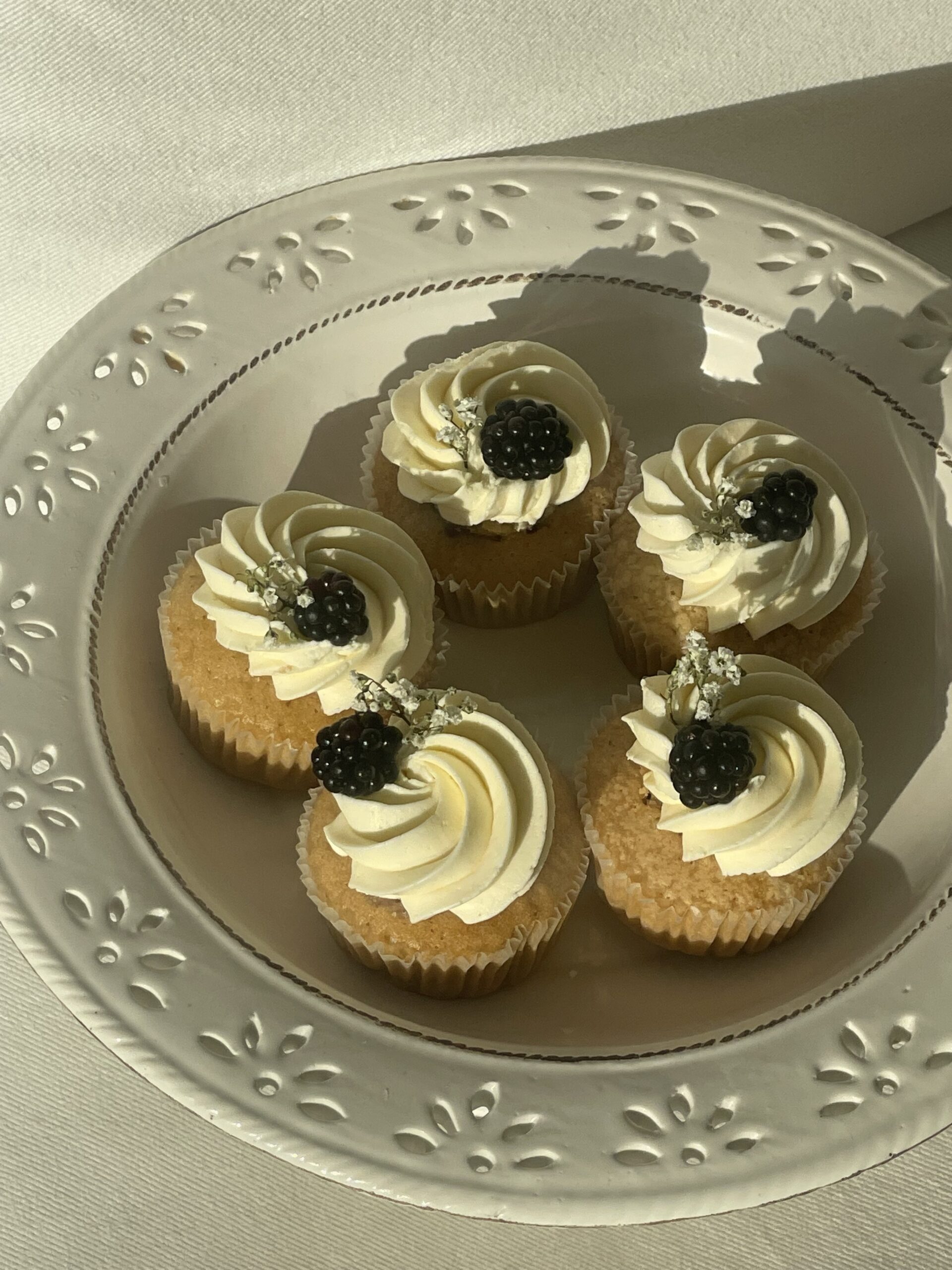 Vegan lemon berry cupcakes