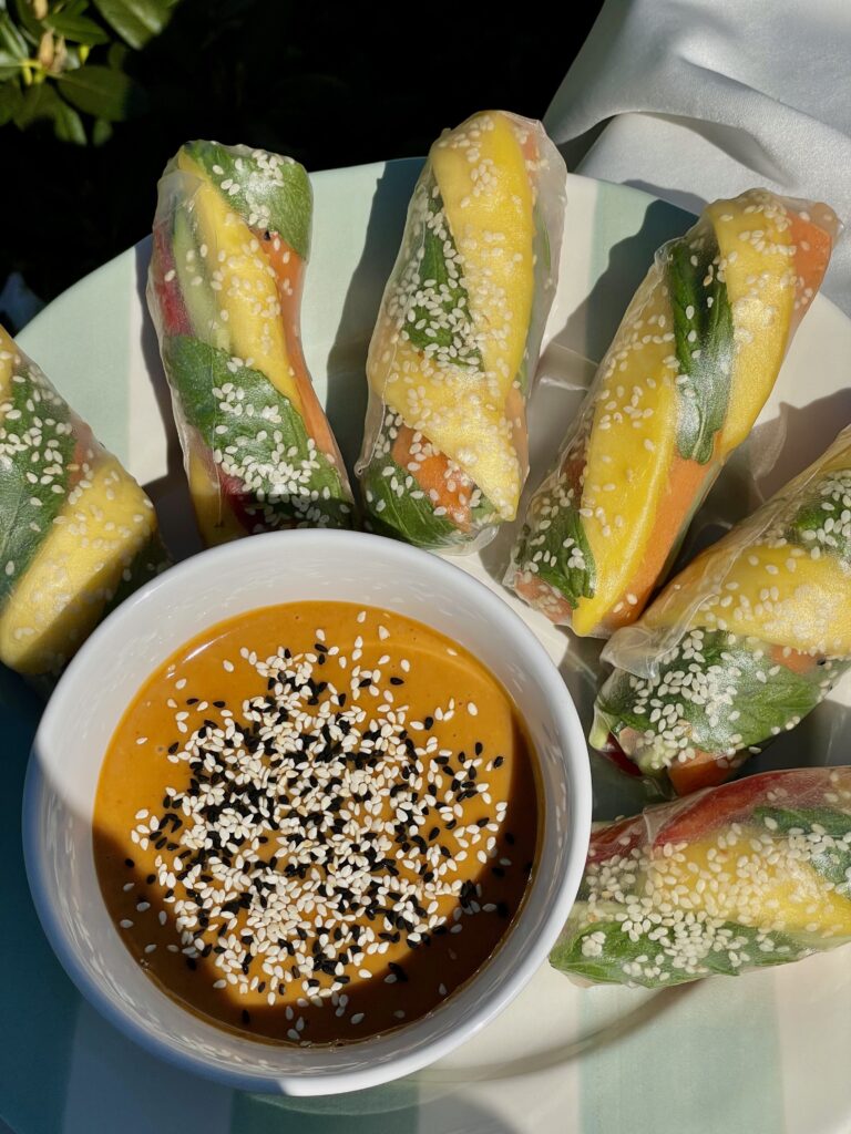 Spring rolls with peanut sauce