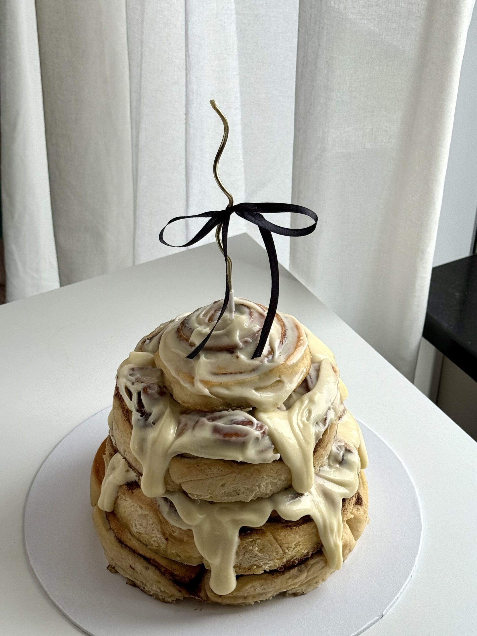 Cinnamon Roll Cake
