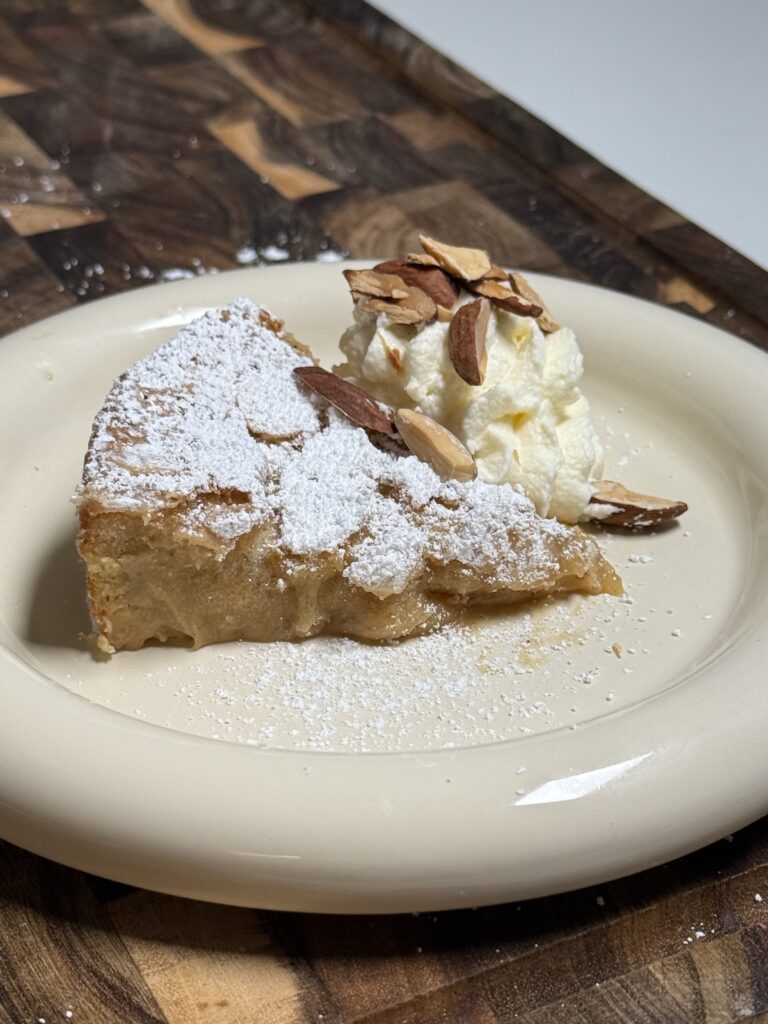 Semmelkladdkaka med brynt smör